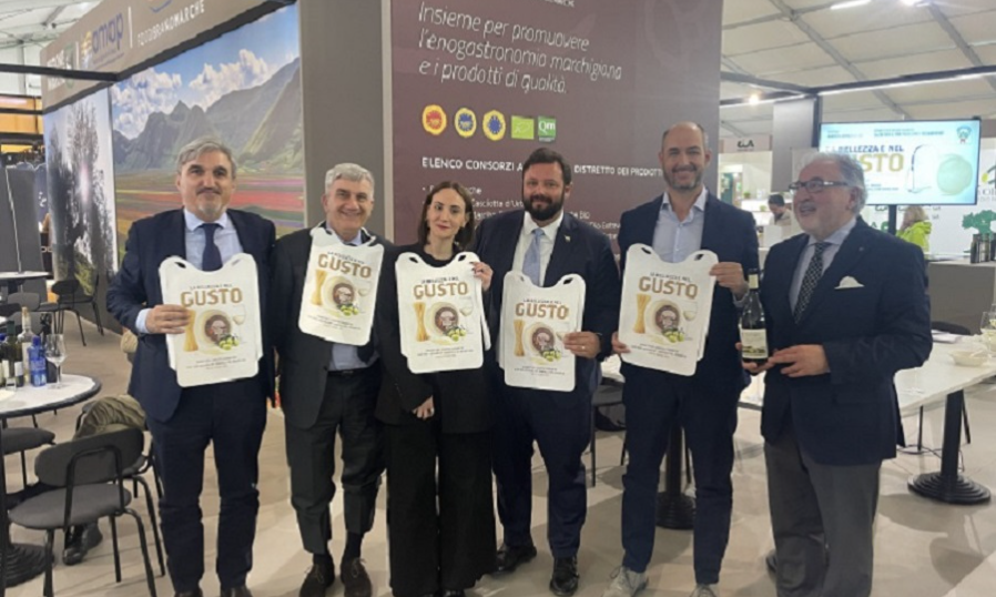 Urbino: Vinitaly, "La Bellezza è nel Gusto", la Casciotta d'Urbino DOP non teme il confronto con il cibo sintetico